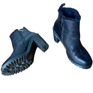 Dr. Martens Magdalena Black Heeled Boot Fleece Lined Zipper Chunky Heel Size 11